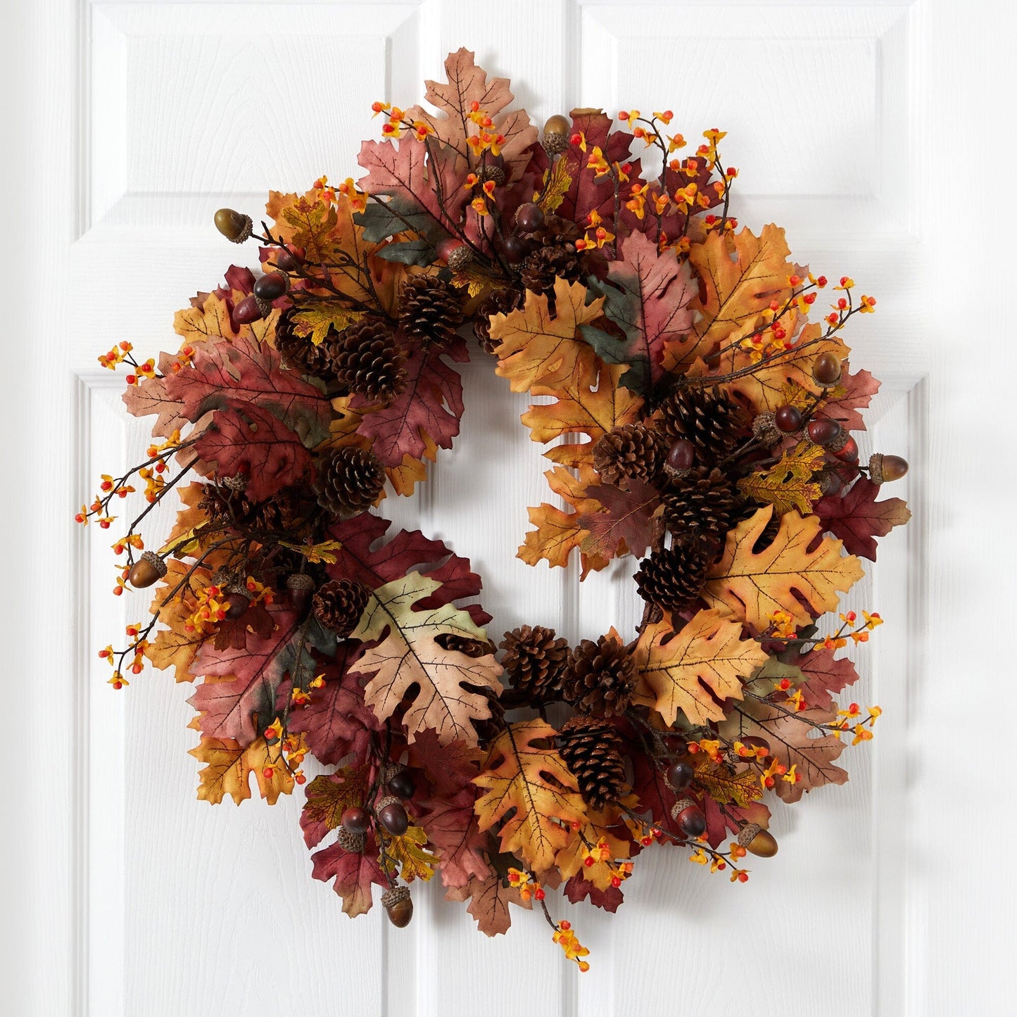 24” Oak Leaf, Acorn & Pine Wreath