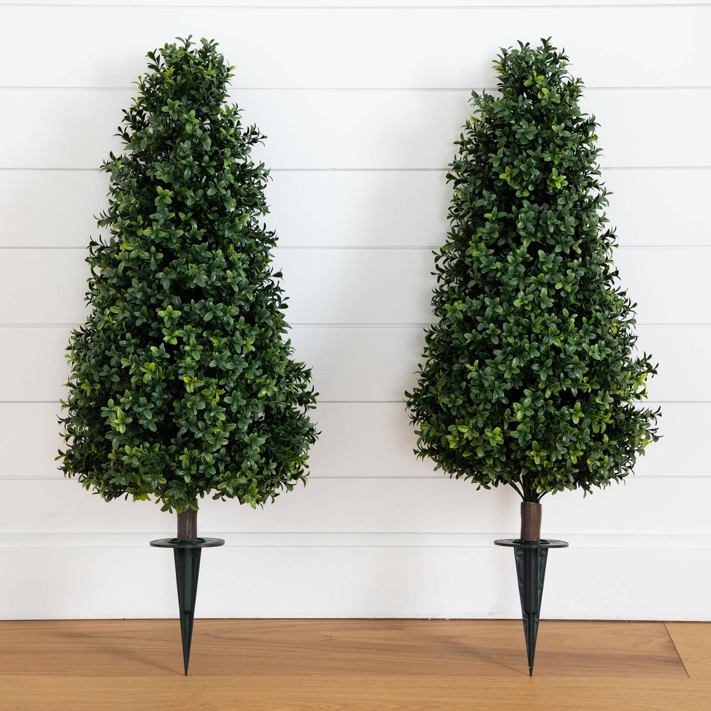 3' UV Resistant Artificial Boxwood Plant with Integrated Ground Stake (Indoor/Outdoor) - Set of 2