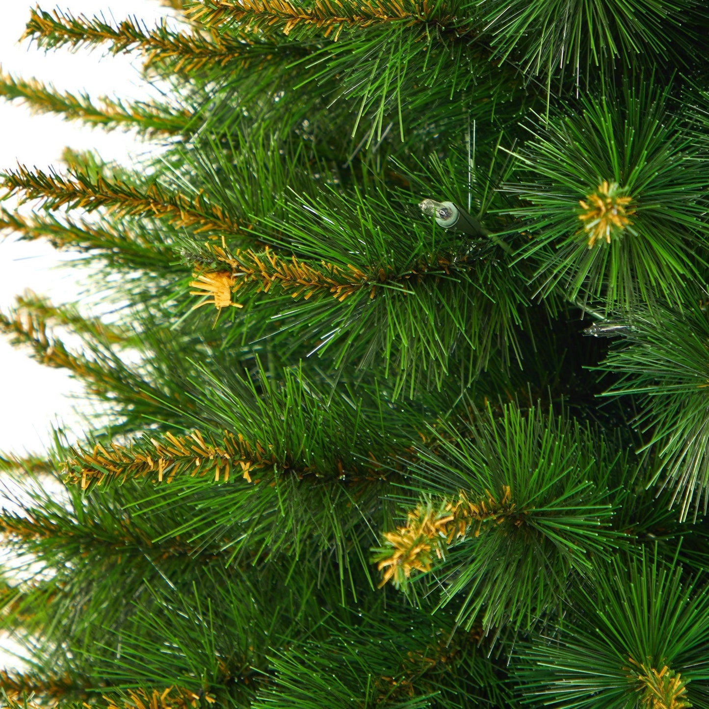 Árbol de Navidad artificial de pino de Nueva Inglaterra de 3,5 pies con 50 luces transparentes y 117 ramas flexibles en urna de color hierro