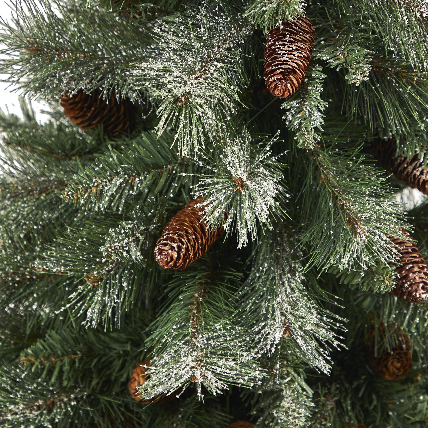 Árbol de Navidad artificial de pino de montaña de los Alpes franceses nevado de 3,5 pies con 135 ramas flexibles y piñas en maceta de metal blanco