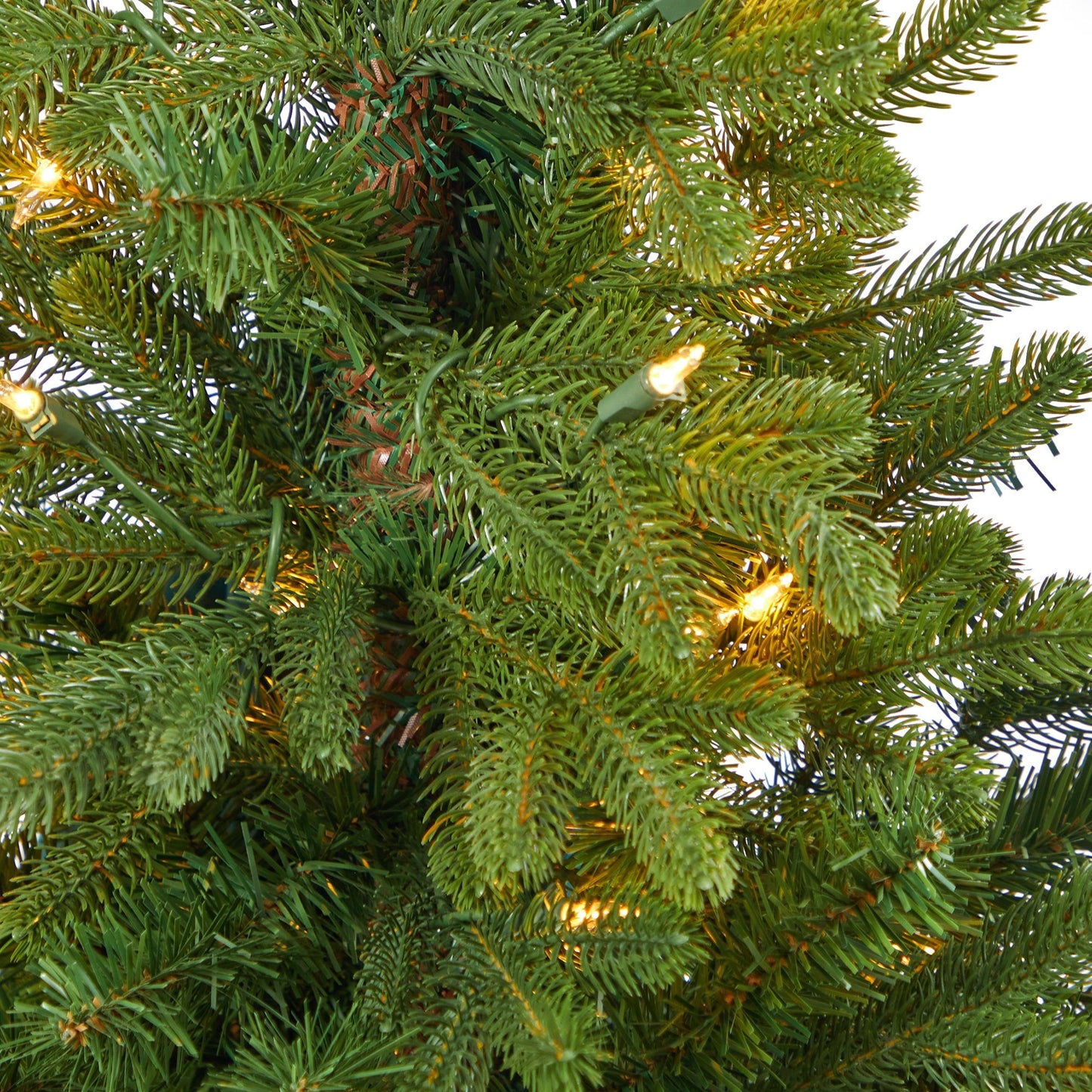 Sapin de Noël artificiel de Washington de 3,5 pi avec 50 lumières transparentes dans une jardinière en tour