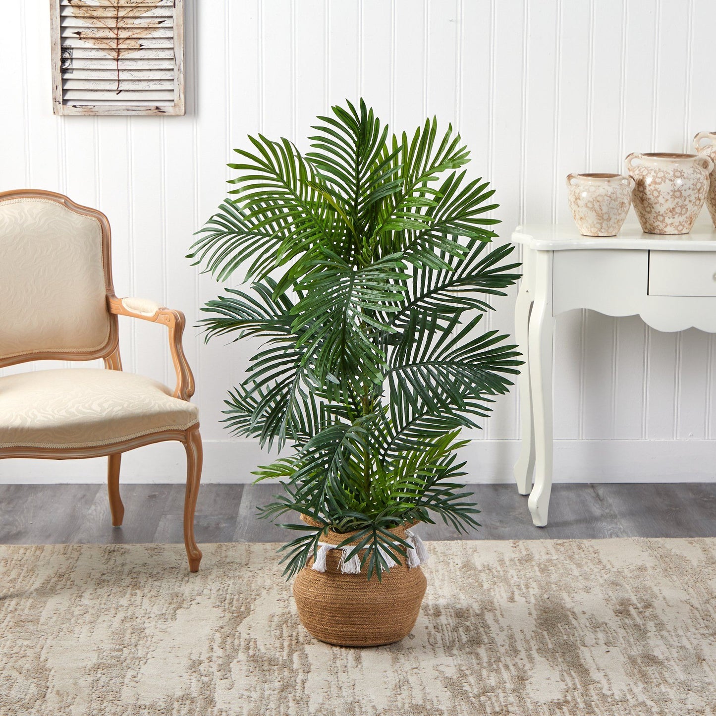 Palmier Areca de 4 pi dans une jardinière tissée en coton naturel fait main de style bohème chic avec pompons résistant aux UV