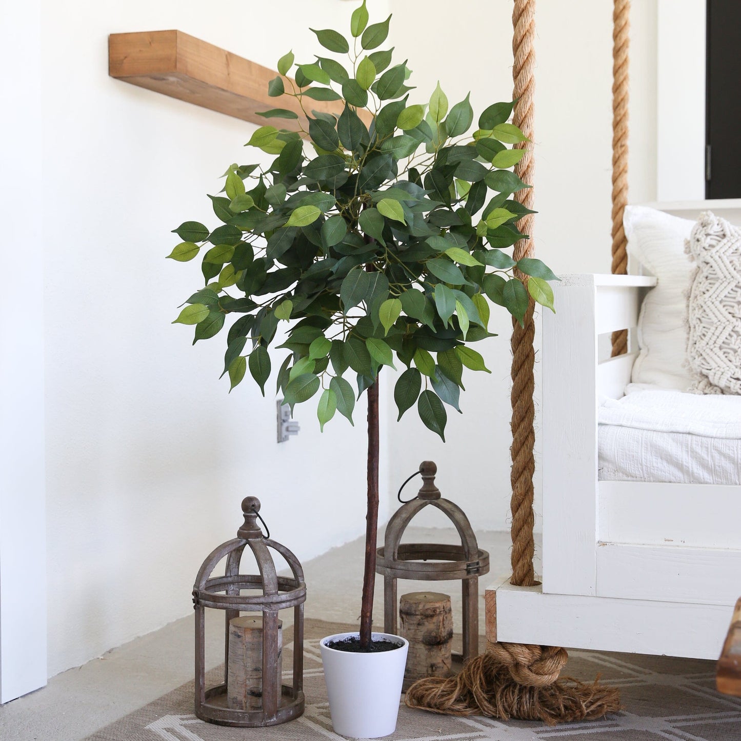 Ficus artificial de 4 pies con jardinera decorativa