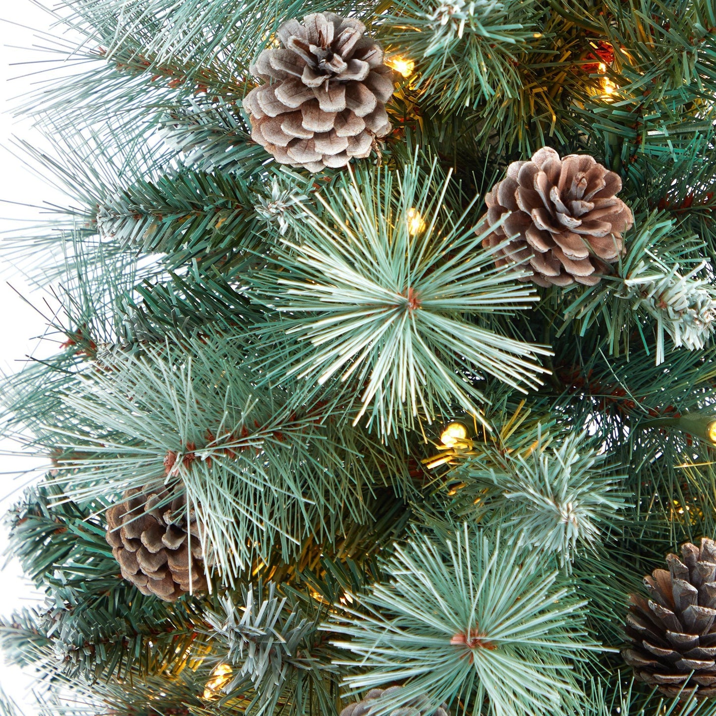 Árbol de Navidad artificial de pino de montaña de Columbia Británica con punta esmerilada de 4,5 pies y urna