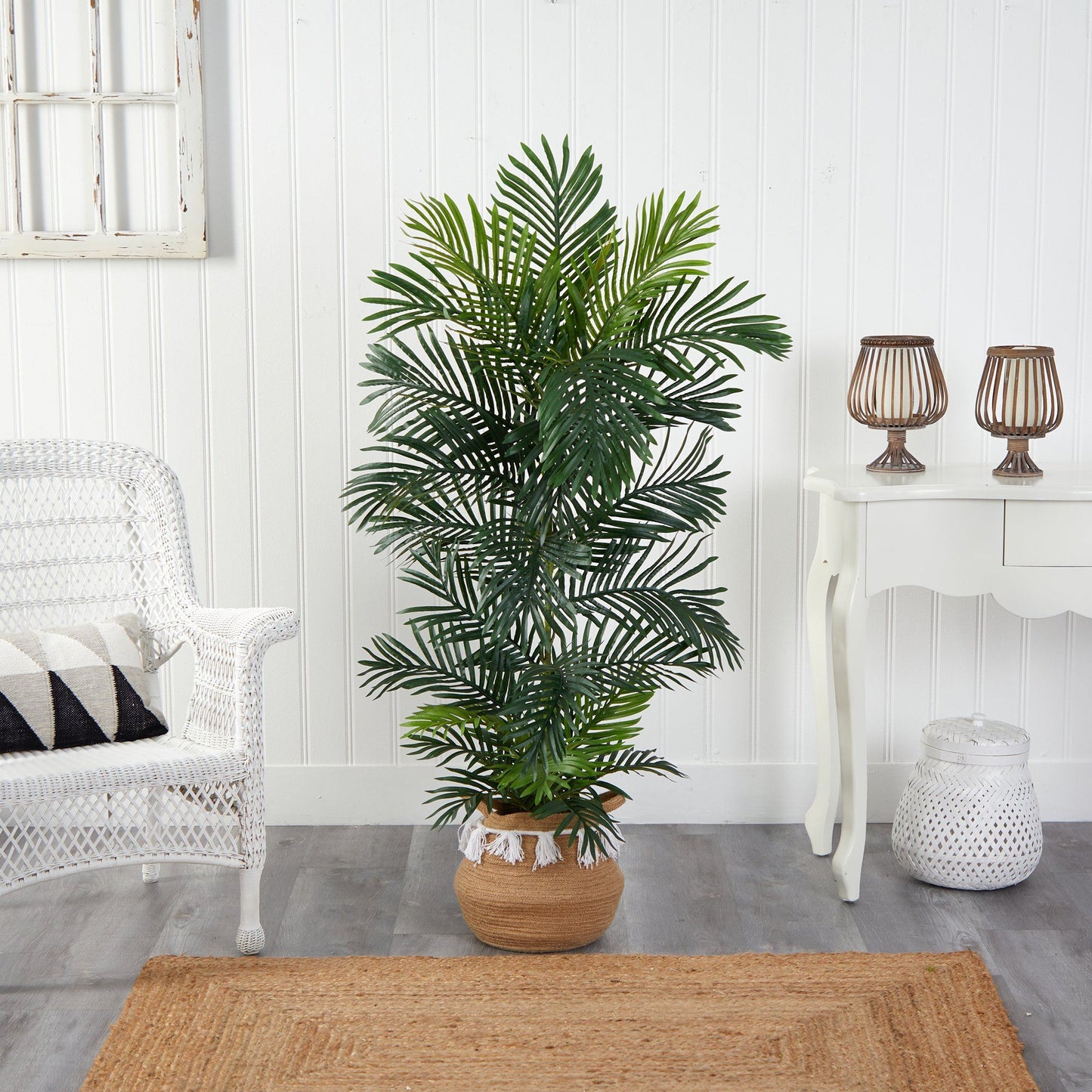 Palmier Areca de 5 pi dans une jardinière tissée en coton naturel fait main de style bohème chic avec pompons résistant aux UV