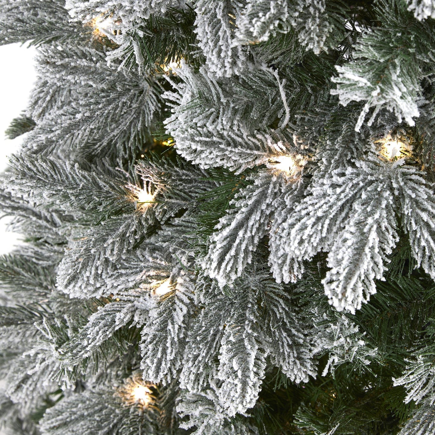 Árbol de Navidad artificial de abeto de montaña de Colorado con hojas flocadas de 5 pies