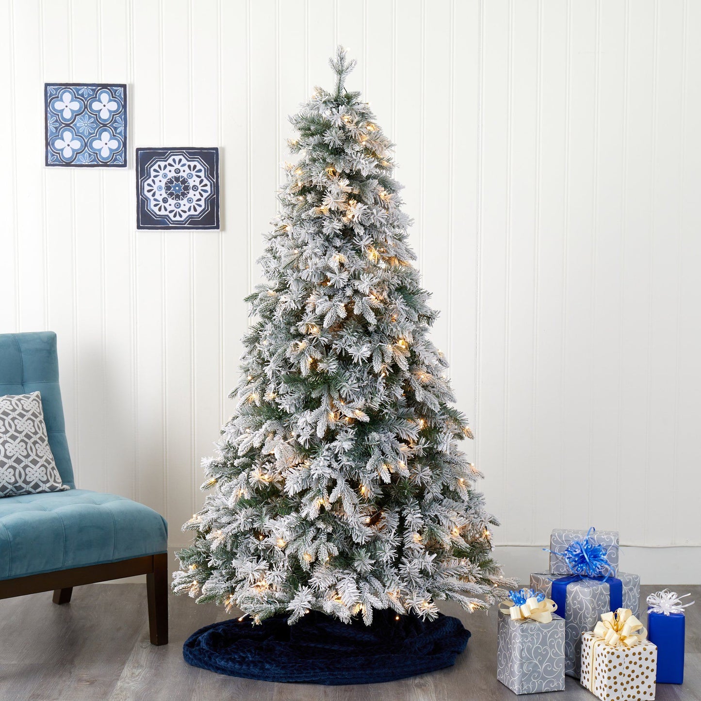 Sapin de Noël artificiel mixte floqué du Vermont de 5 pi avec 150 lumières LED transparentes