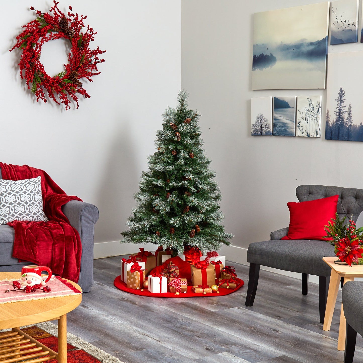 Árbol de Navidad artificial de pino de montaña de los Alpes franceses nevados de 5 pies con 387 ramas flexibles y piñas