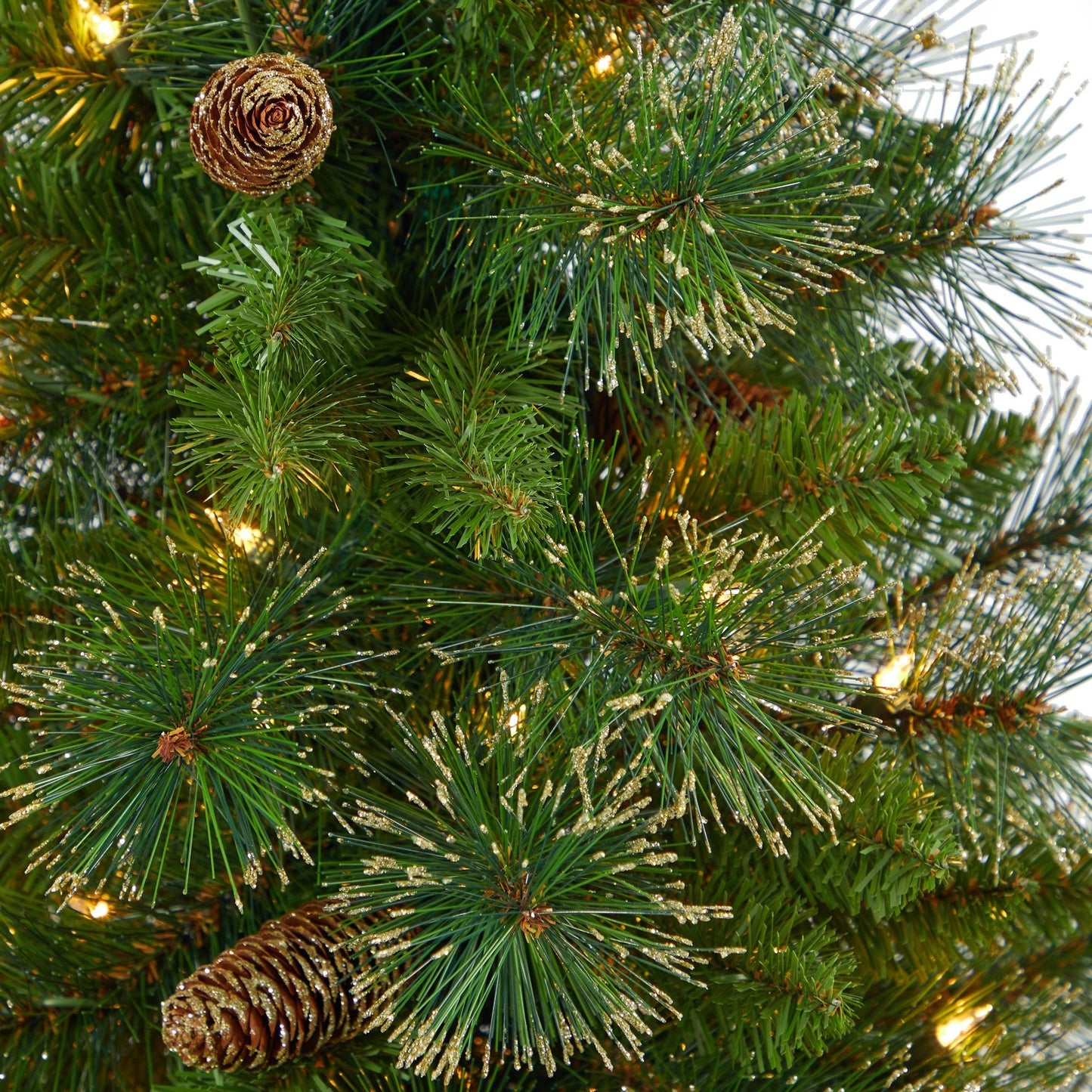 Árbol de Navidad artificial de pino Washington con punta dorada de 50" con 100 luces transparentes, piñas y 336 ramas flexibles en macetero blanco