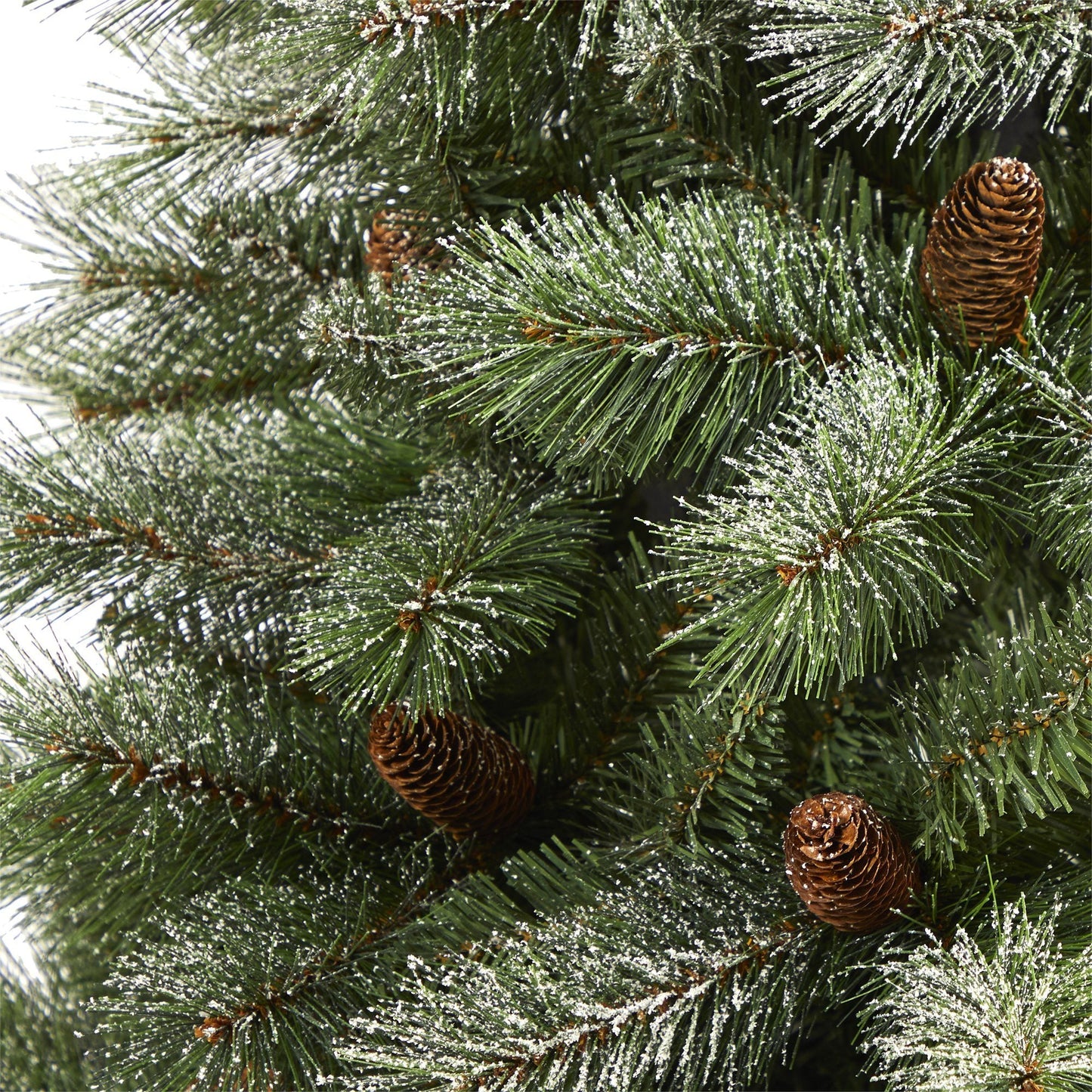 Árbol de Navidad artificial de pino de montaña de los Alpes franceses nevados de 6 pies con 583 ramas flexibles y piñas