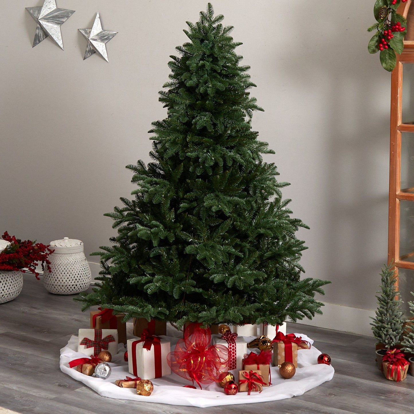 Árbol de Navidad de abeto de Carolina del Sur de 6 pies con 400 luces blancas cálidas y 1908 ramas flexibles