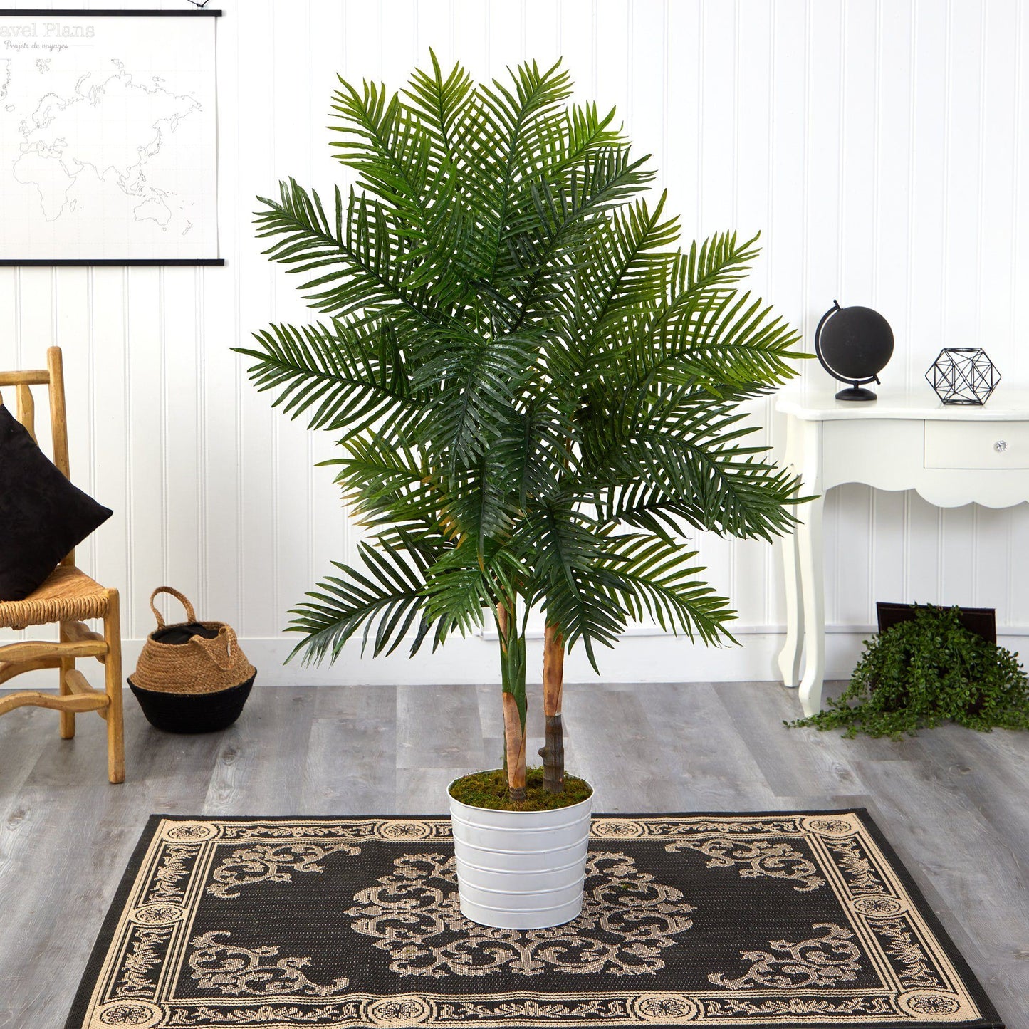 Palmera areca artificial de 62" en macetero de hojalata blanca (tacto real)