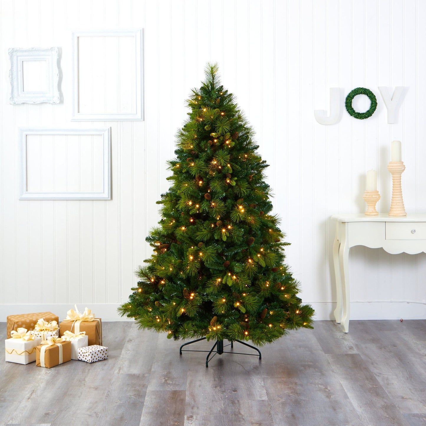 Árbol de Navidad artificial de pino mixto de Carolina del Norte de 6,5 pies con 350 luces LED de color blanco cálido, 1367 ramas flexibles y piñas