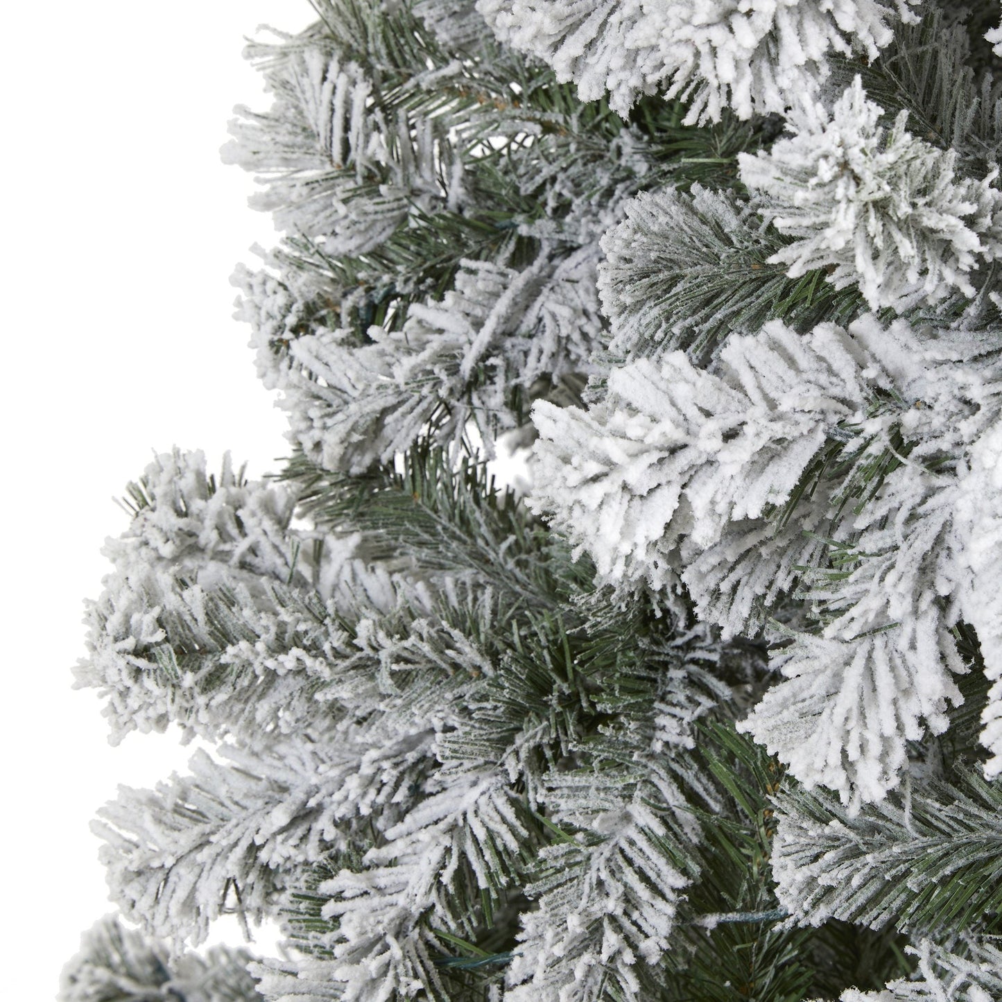 Árbol de Navidad artificial de abeto de Virginia Occidental con hojas flocadas de 8 pies