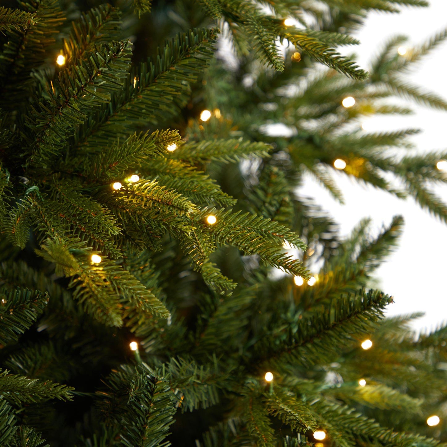 9’ Colorado Mountain Fir “Natural Look” Tree with 900 Multi LED Lights and 4600 Bendable Branches