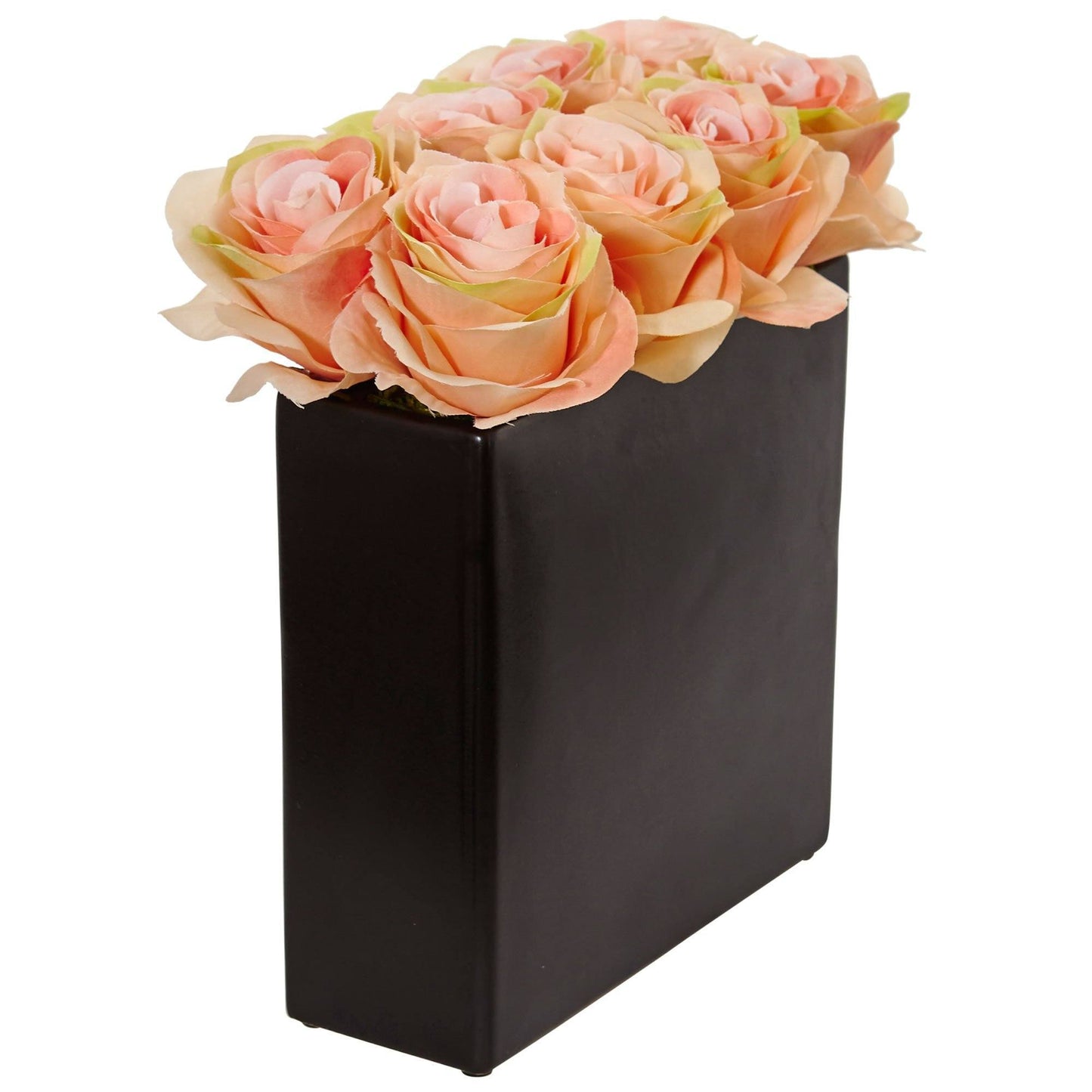 Arrangement de roses dans un vase noir