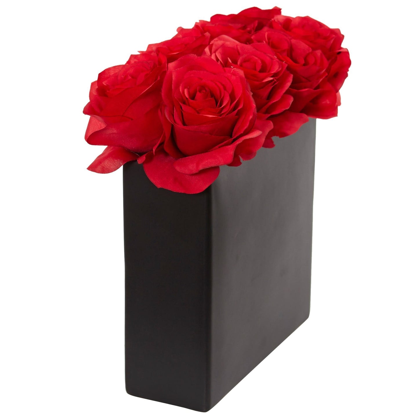 Arrangement de roses dans un vase noir