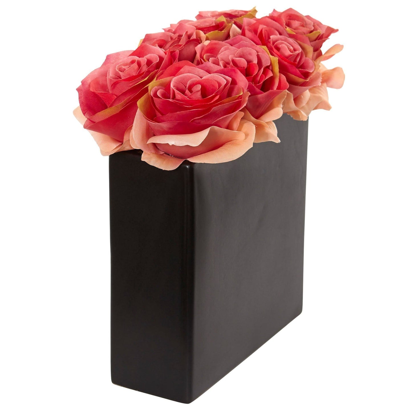 Arrangement de roses dans un vase noir