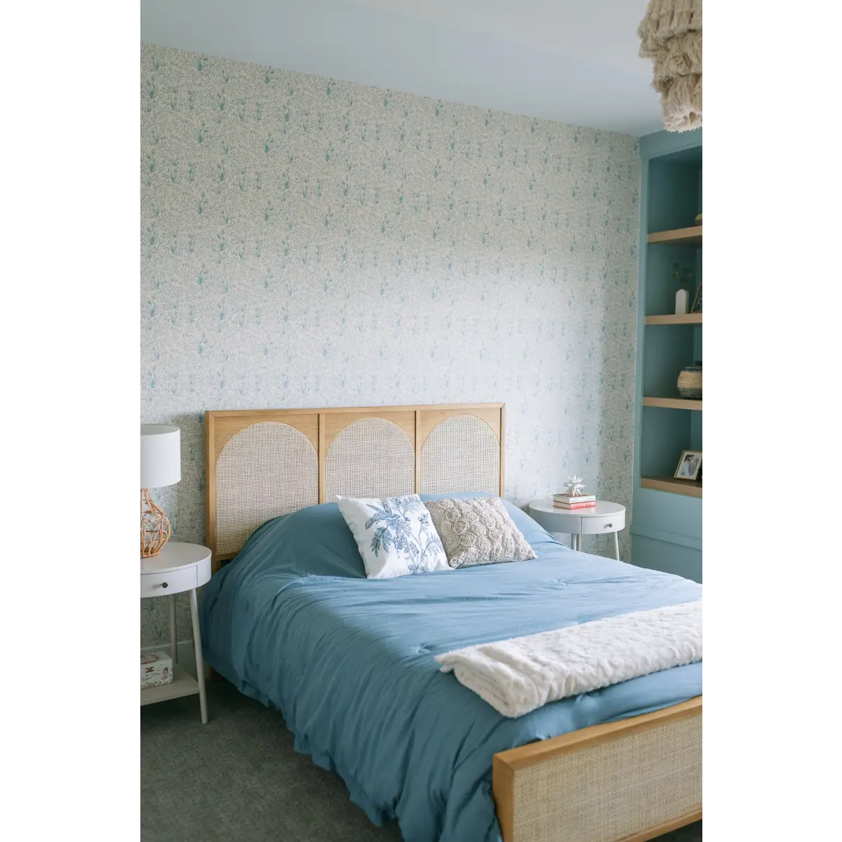 Austen Wallpaper - Botanical Tulips Drawings - by Of Lilies and Fields - Loomwell Home Goods