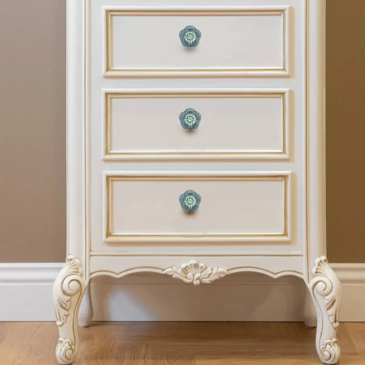 Azalea Grey Ceramic Knob (each) - Perilla Home