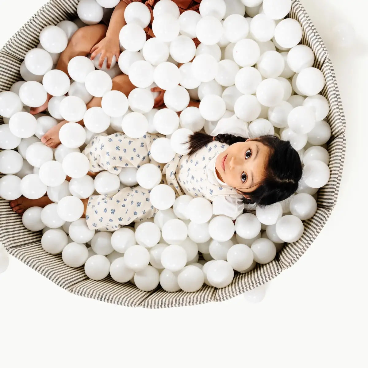 Baby or Toddler Play Ball Pit - Gathre