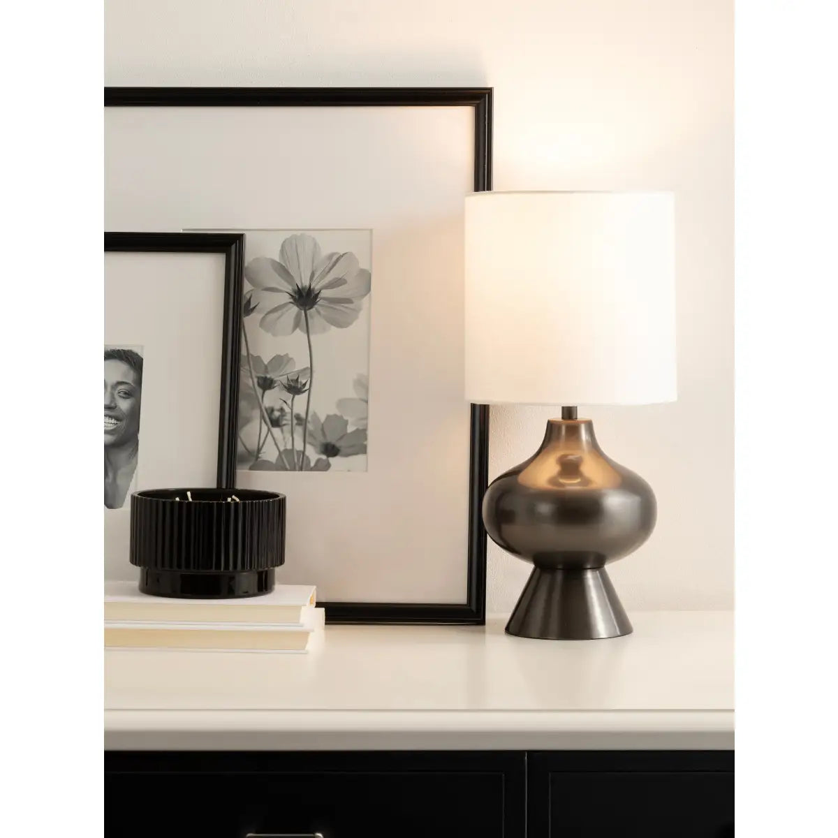 Bahira Modern Tabletop Lamp - kateandlaurel