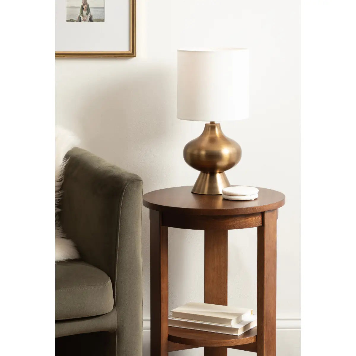 Bahira Modern Tabletop Lamp - kateandlaurel