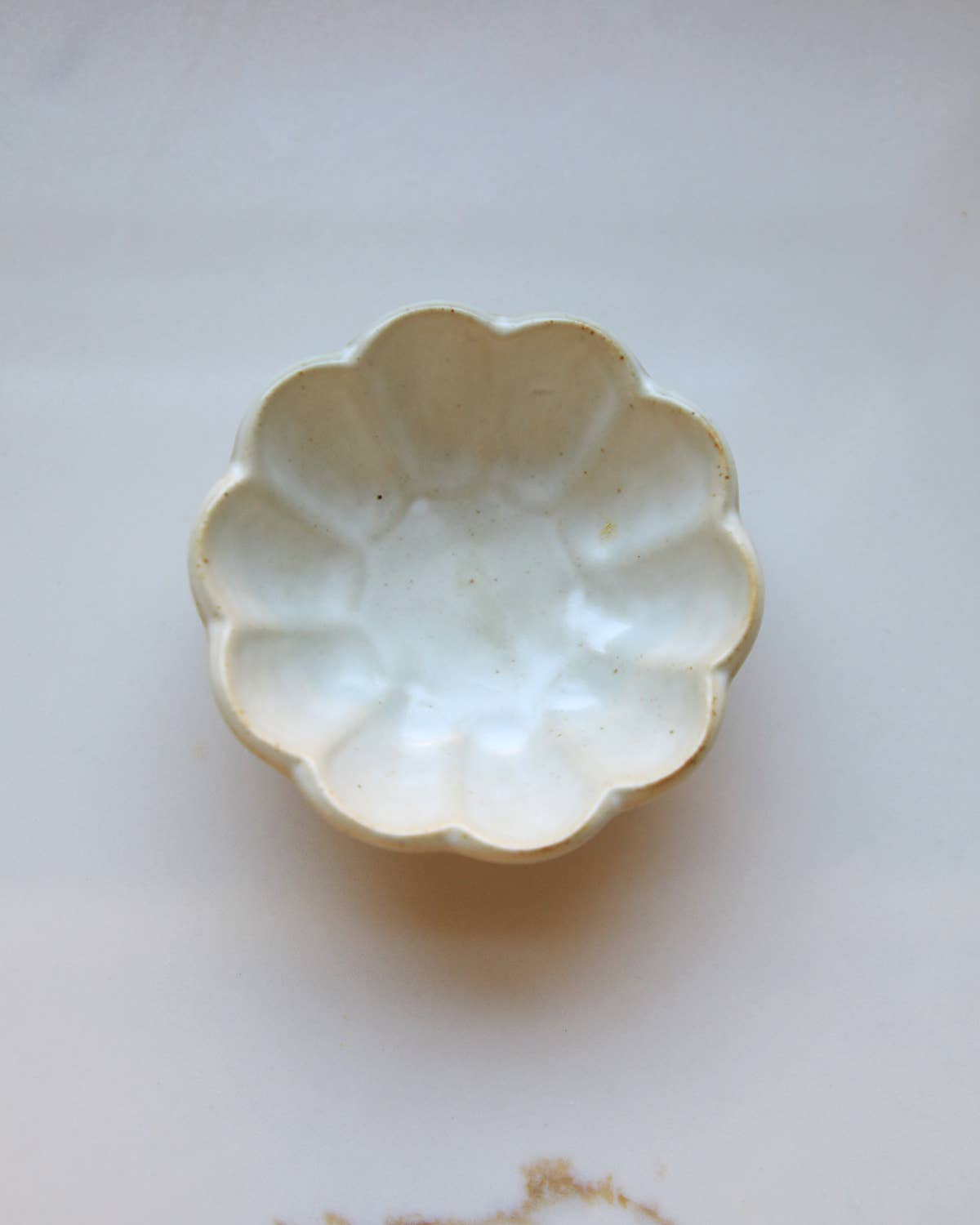 Flower Petal Pinch Bowl - Small - Fodory