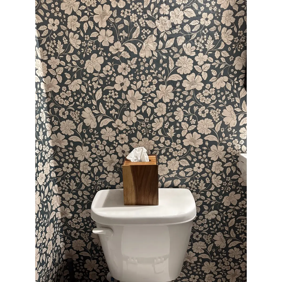 Beatrice Wallpaper - Bold Detailed Flowers - by Daphne and Sage - Loomwell Home Goods