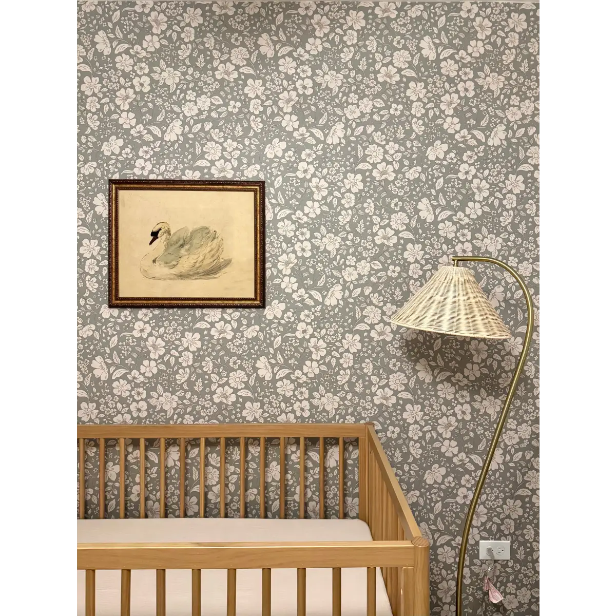 Beatrice Wallpaper - Bold Detailed Flowers - by Daphne and Sage - Loomwell Home Goods
