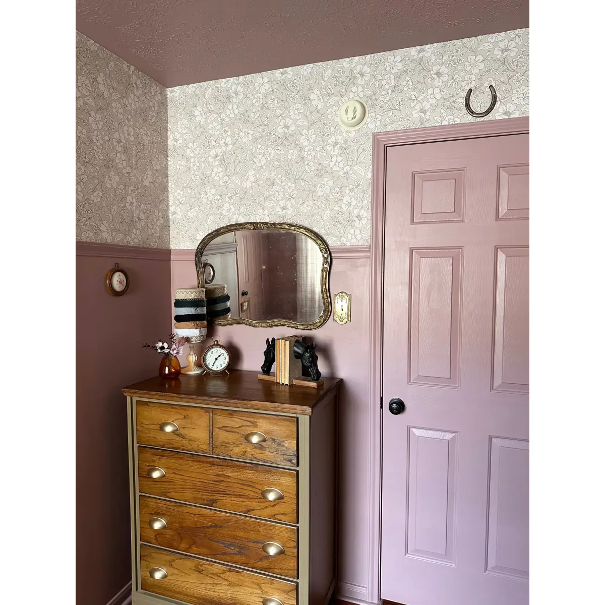 Beatrice Wallpaper - Bold Detailed Flowers - by Daphne and Sage - Loomwell Home Goods
