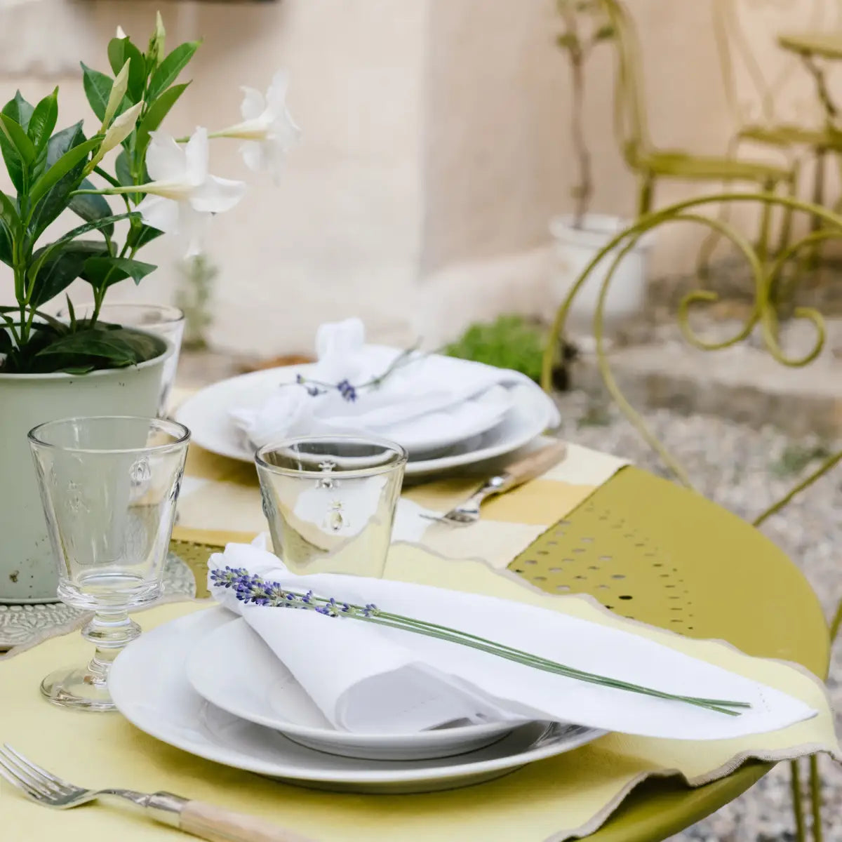 Bee Ceramic Dinner Plate Set- 4 - La Rochere NA