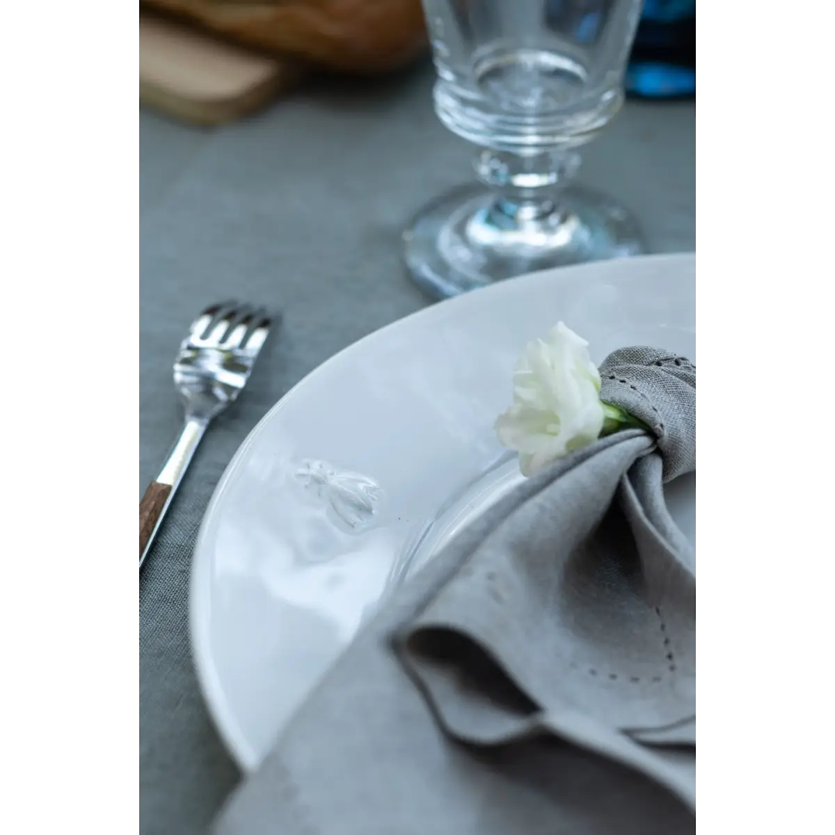 Bee Ceramic Dinner Plates - Ecru - Set of 4 - Ecru - La Rochere