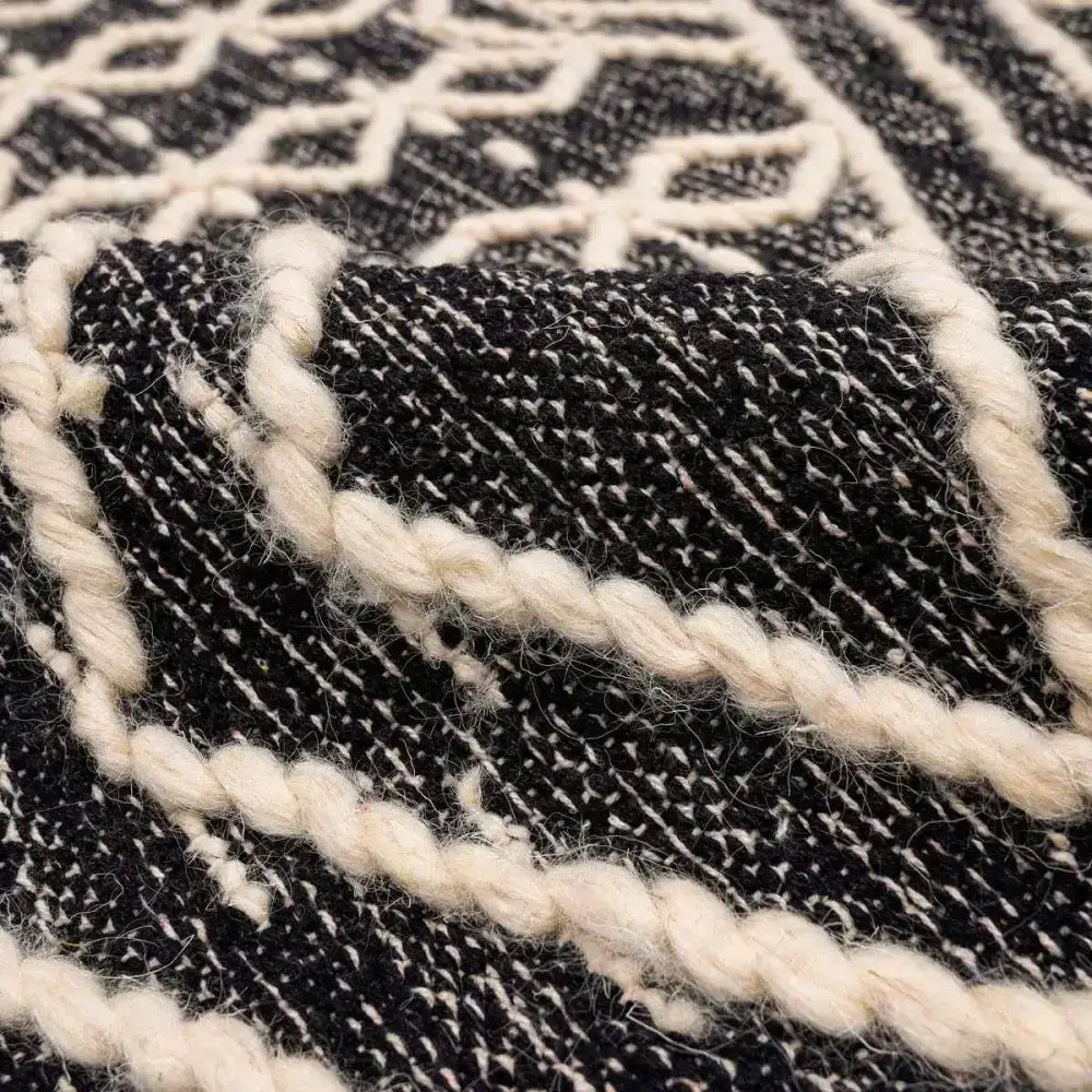 Black Cream Diamond Area Rug - Boutique Rugs