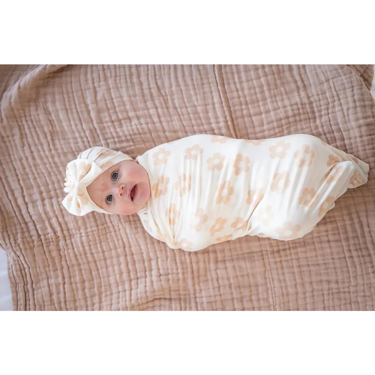Blush Daisy Baby Blanket - Bamboo Stretch Swaddle - Harp Angel Boutique