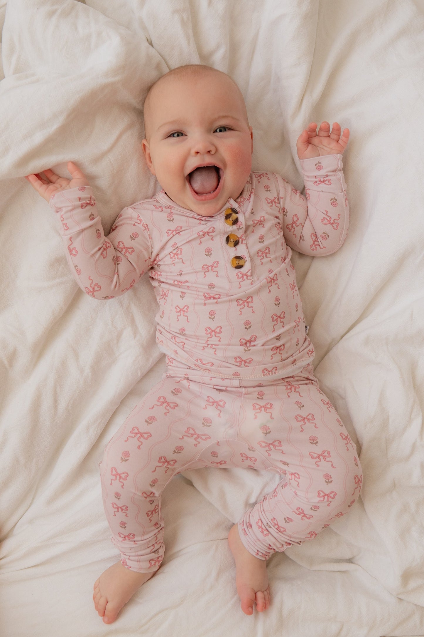 Conjunto de bebé - Top + Pantalones - Lazos