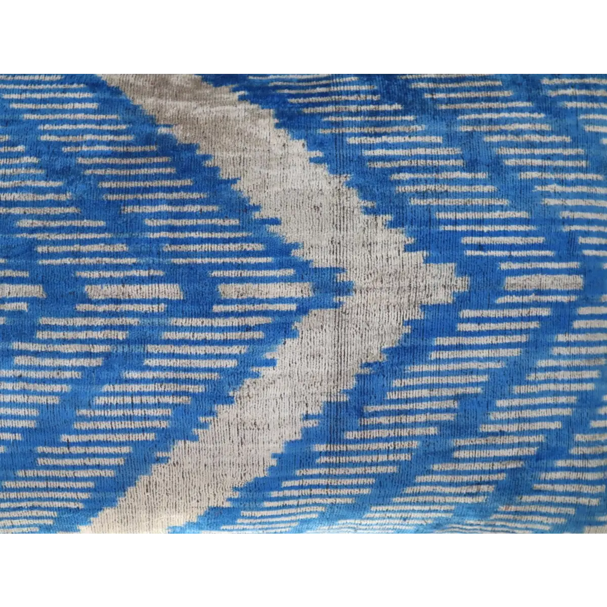 Canvello Blue And White Chevron Pillows For Couch - 16x24 - Canvello