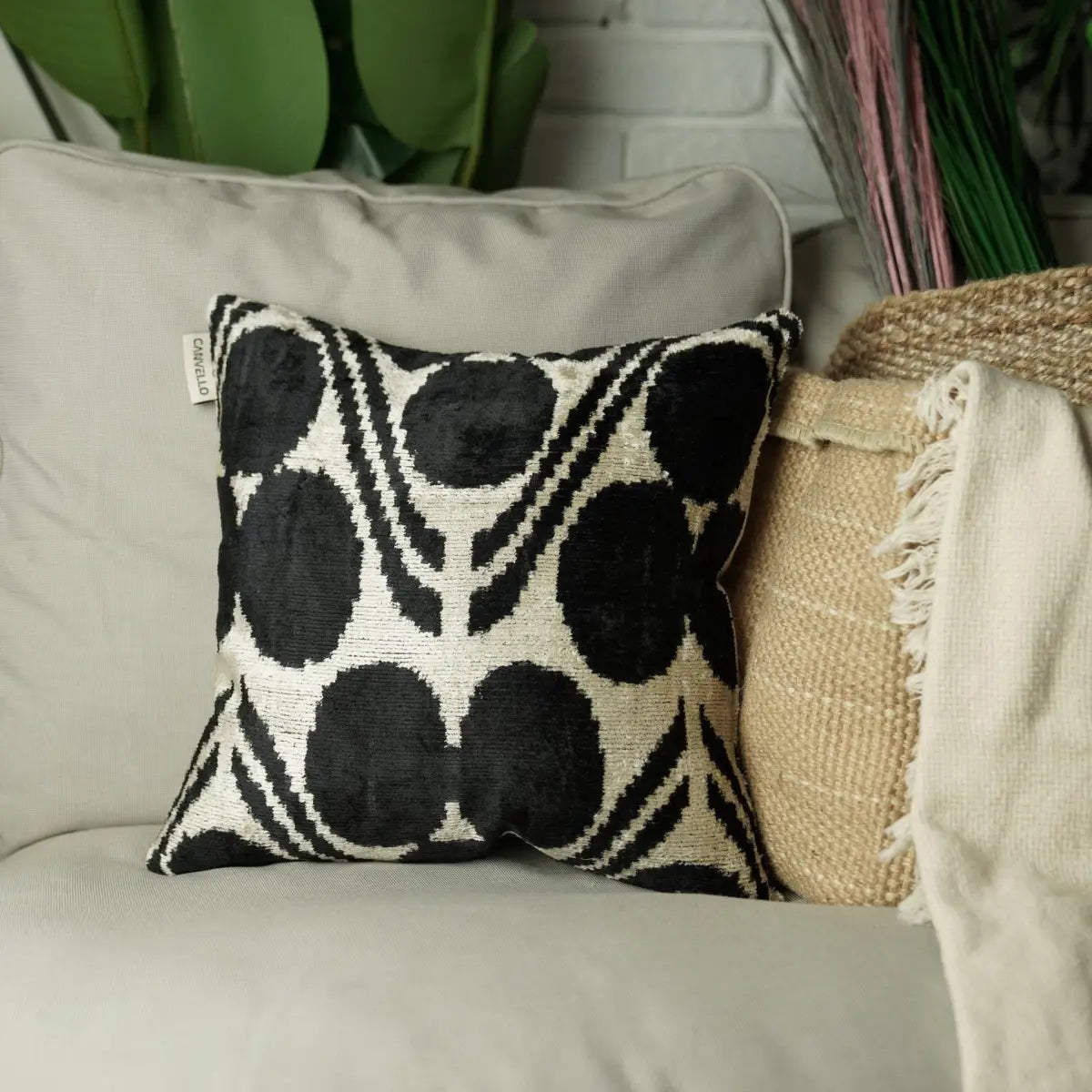 Canvello Decorative Black And White Throw Pillow - 24’’x24’’ - Canvello