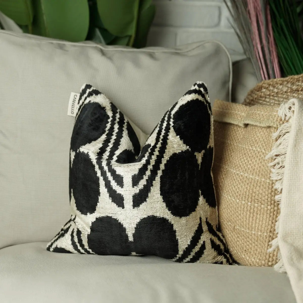 Canvello Decorative Black And White Throw Pillow - 24’’x24’’ - Canvello