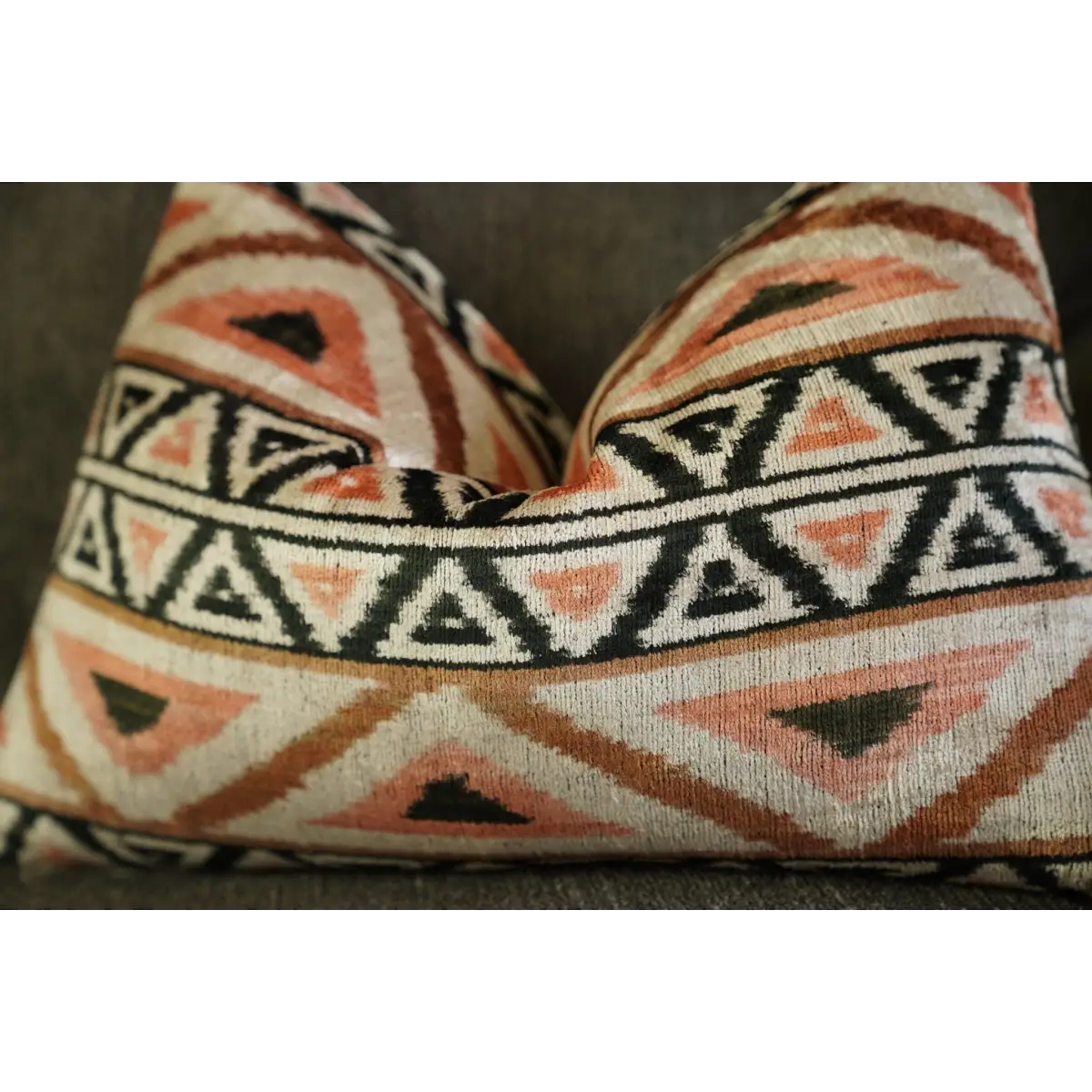 Canvello Decorative Cream Pillows For Sofa | 24x16 - Canvello