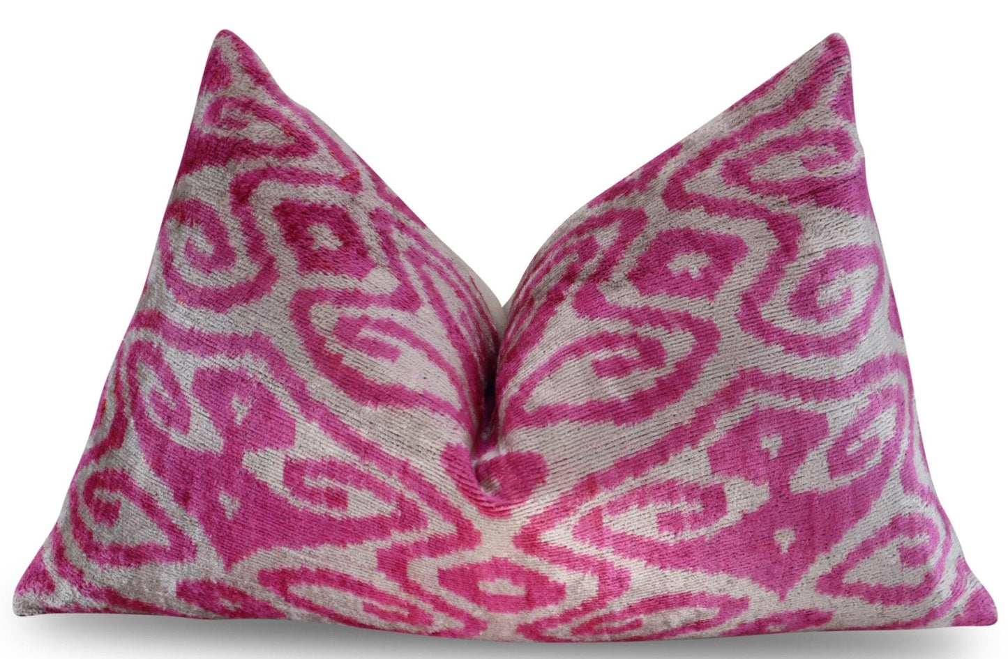 Almohada decorativa geométrica de color rosa y morado de Canvello con relleno de plumas de 16 x 24 pulgadas