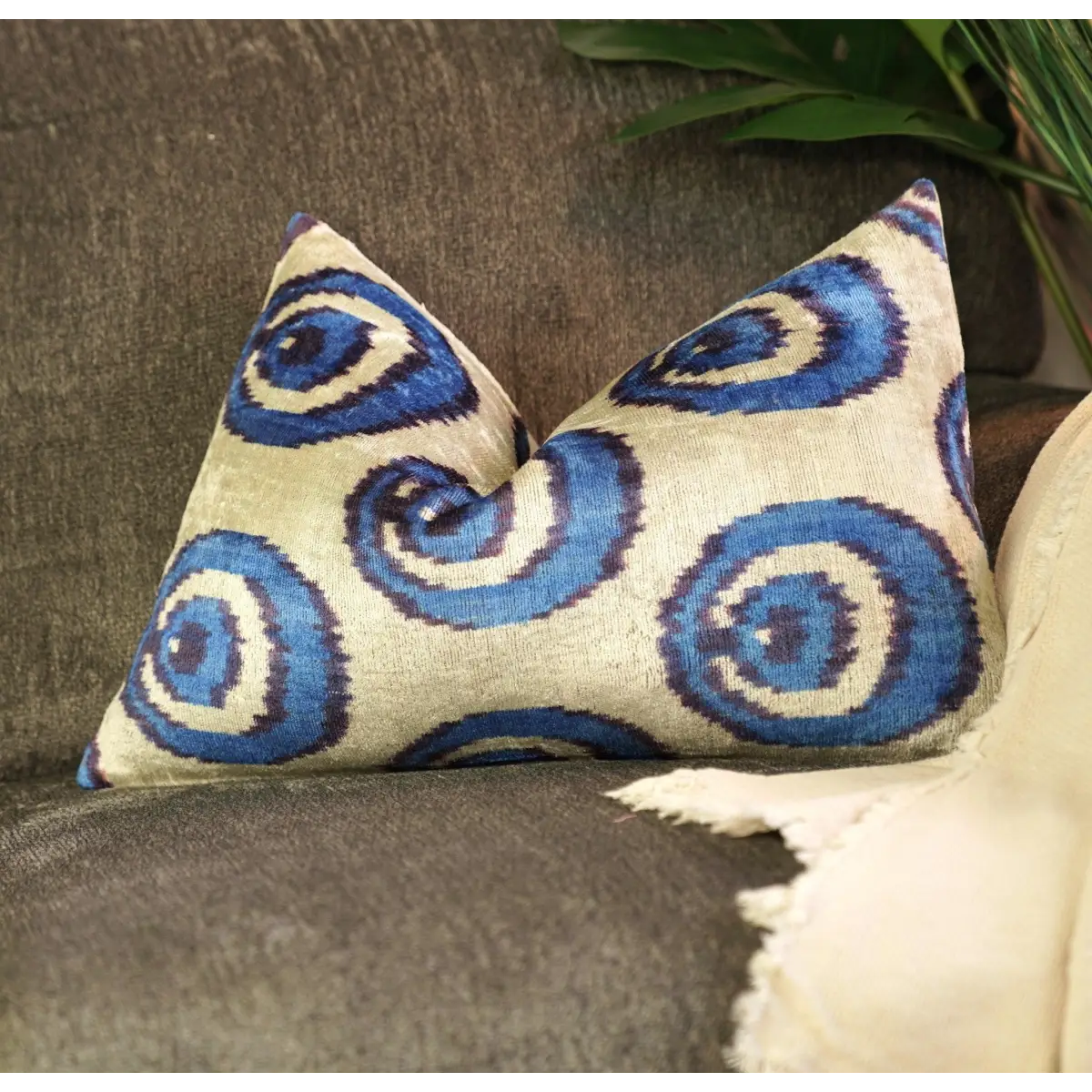 Canvello Habdmade Velvet Blue Throw Pillow + Down Insert - 16x24 - Canvello