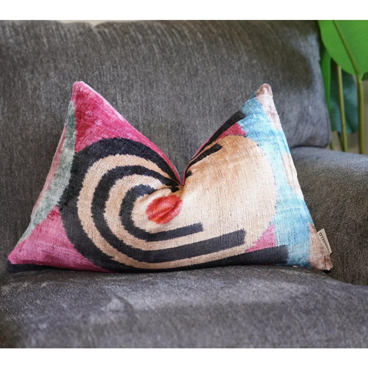 Canvello Handmade Abstract Beige and Blue Lumbar Throw Pillow - 16x24 - Canvello