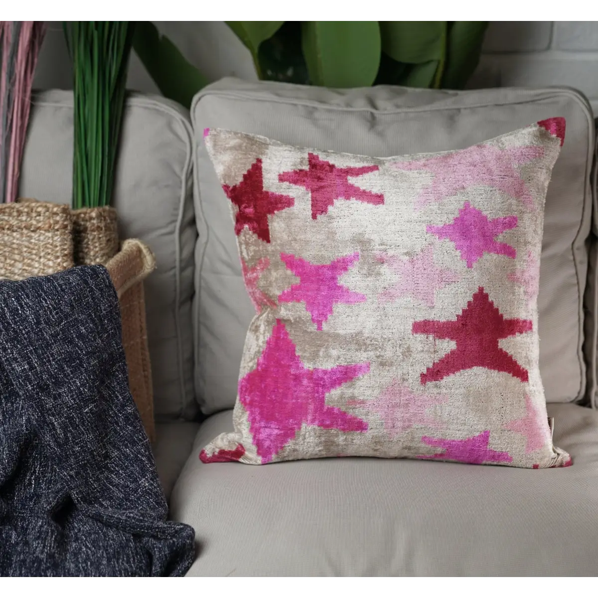 Canvello Handmade Blush Pink Decorative Pillow with Down Insert - 20’’X20’’ - Canvello