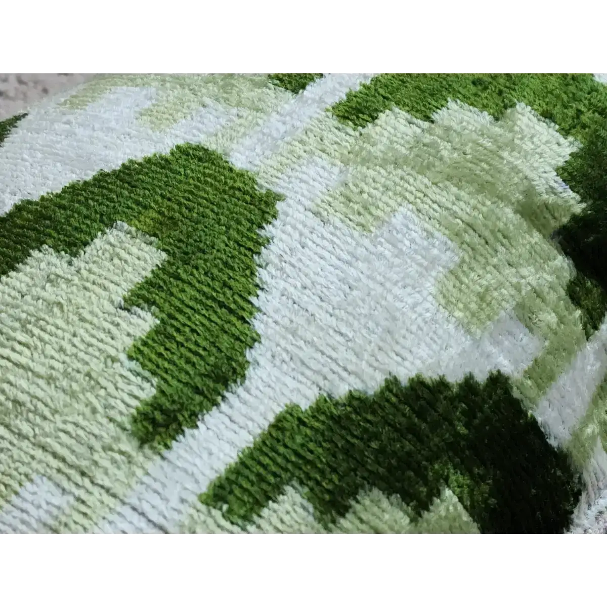 Canvello Handmade Green Geometric Silk Velvet Ikat pillow - 11’’X15’’ - Canvello