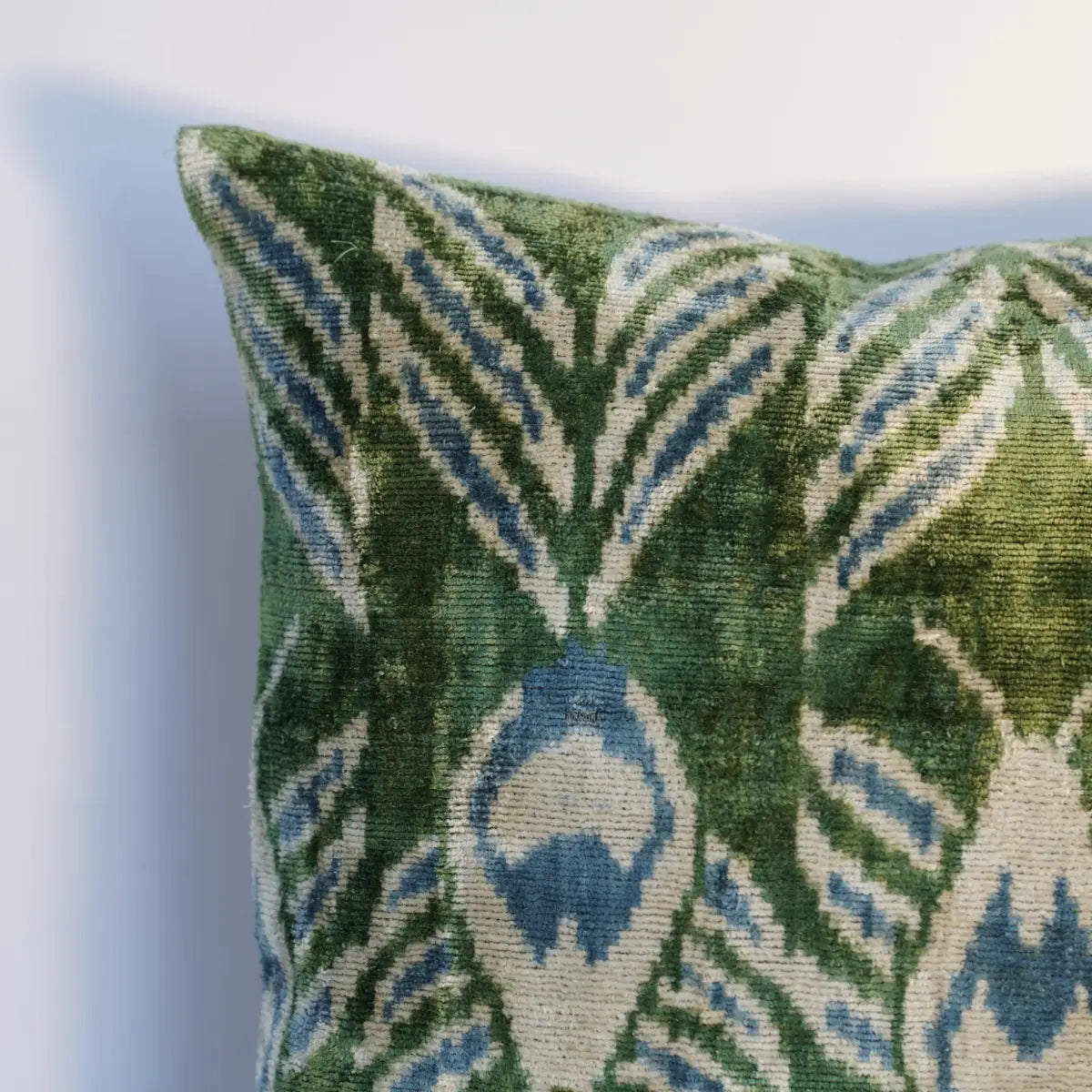 Canvello Handmade Green Pillows For Couch | 20 x 20 in (50 x 50 cm) - Canvello