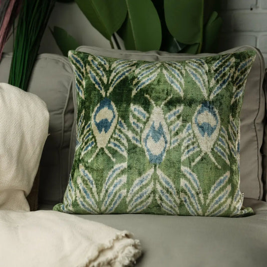 Canvello Handmade Green Pillows For Couch | 20 x 20 in (50 x 50 cm) - Canvello