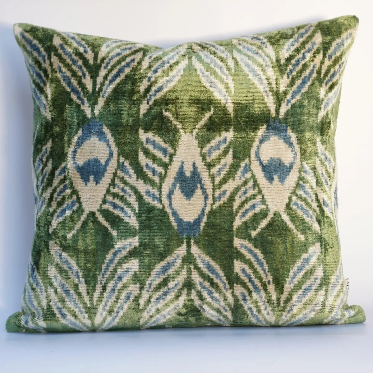 Canvello Handmade Green Pillows For Couch | 20 x 20 in (50 x 50 cm) - Canvello