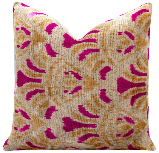 Almohada decorativa con diseño floral en rosa y dorado hecha a mano de Canvello, 16 x 16 pulgadas, terciopelo de seda, teñido vegetal con inserto de plumas de primera calidad