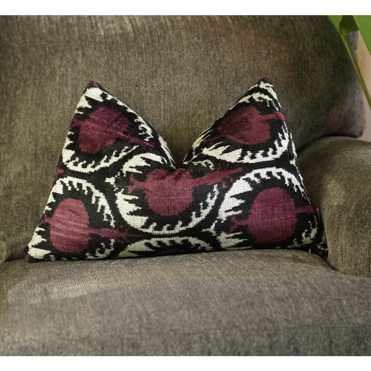 Canvello Handmade Purple Pomegranate Lumbar Pillow For Couch - 16x24 - Canvello